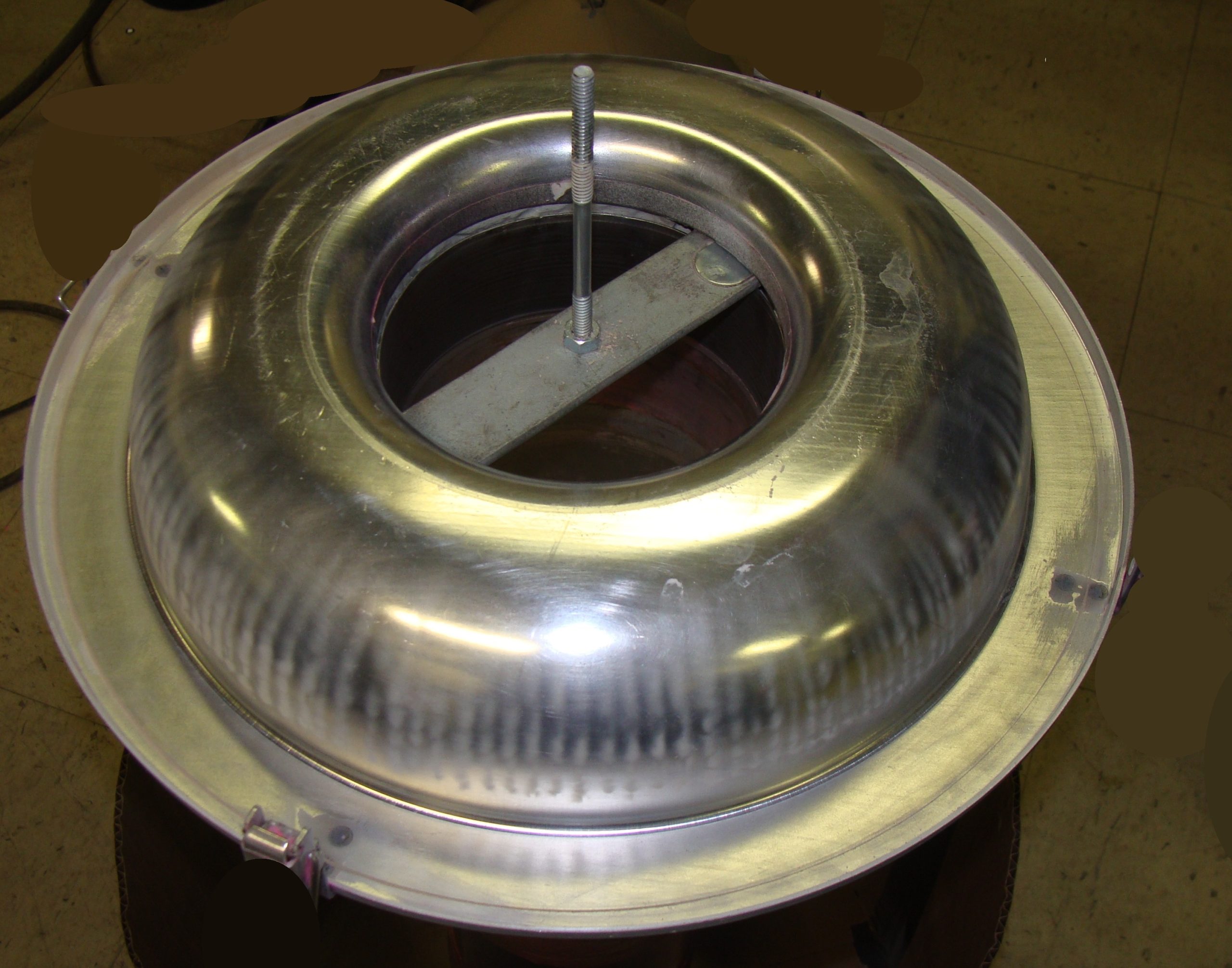 Spyder Filters stop the dust on the air cleaner base